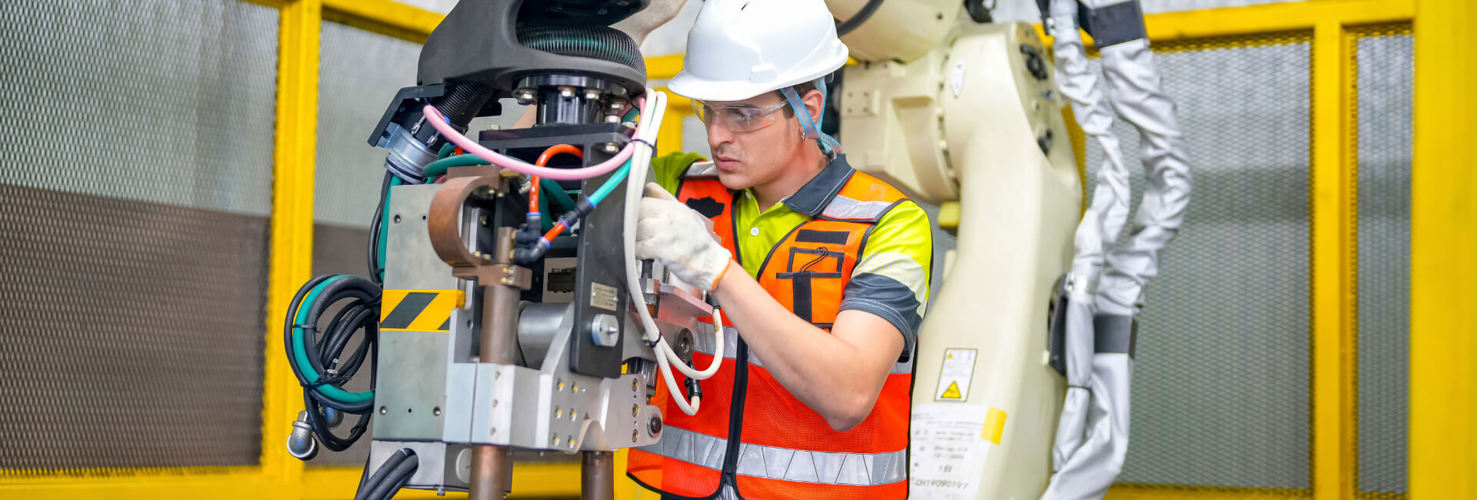 6 Real-world Examples of AI in Manufacturing