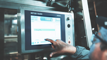 Greenyard combines checkweighing with inspection for better frozen produce yield