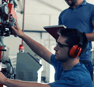 Closing the Skills Gap: Automation Training Opportunities Through Automate UK