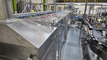 Tropical juice bottler installs cooling and handling to meet tight deadline